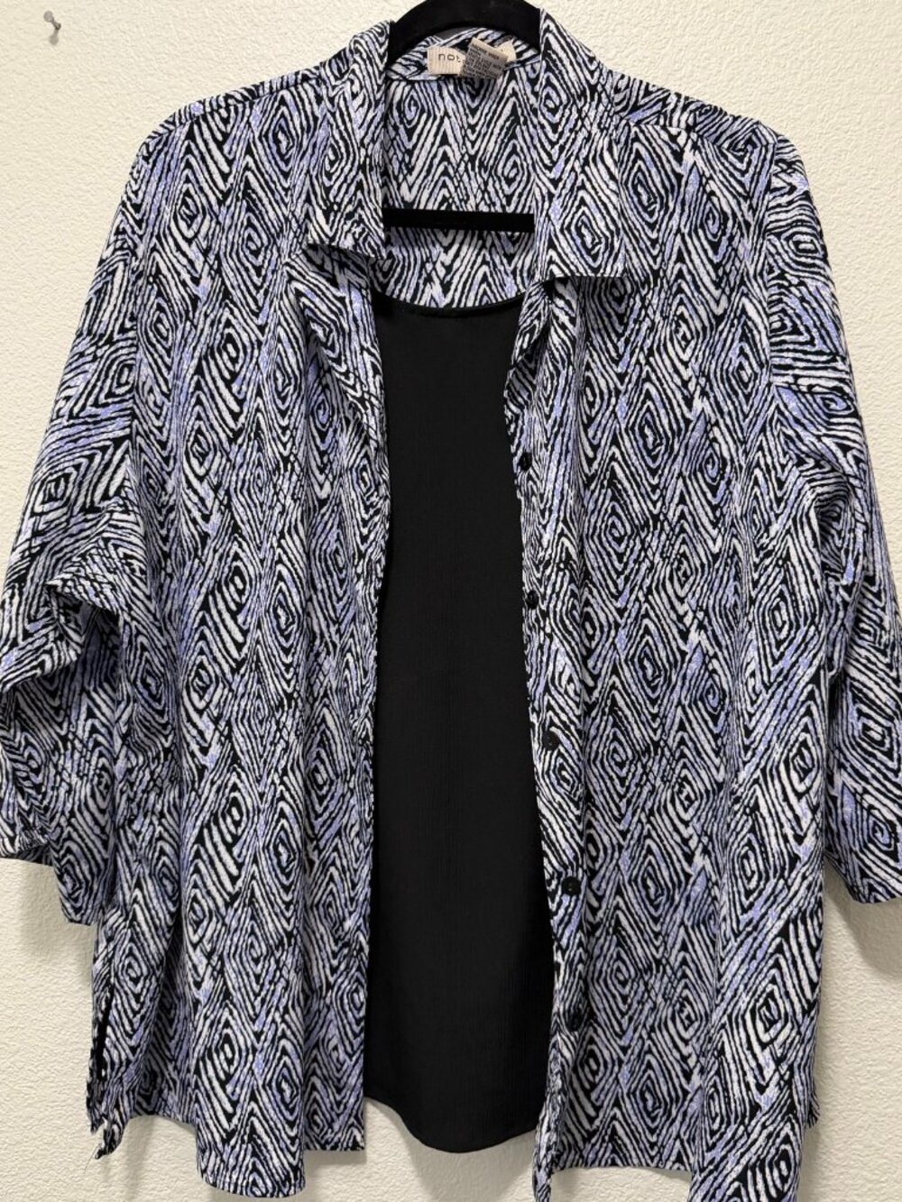 Notations black and purple button down blouse with tank, size 2X